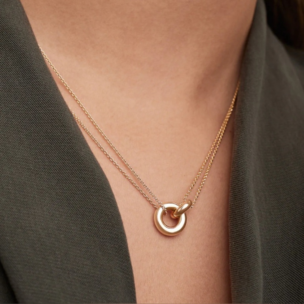Mejuri Gold Necklace - Picture 9 of 10